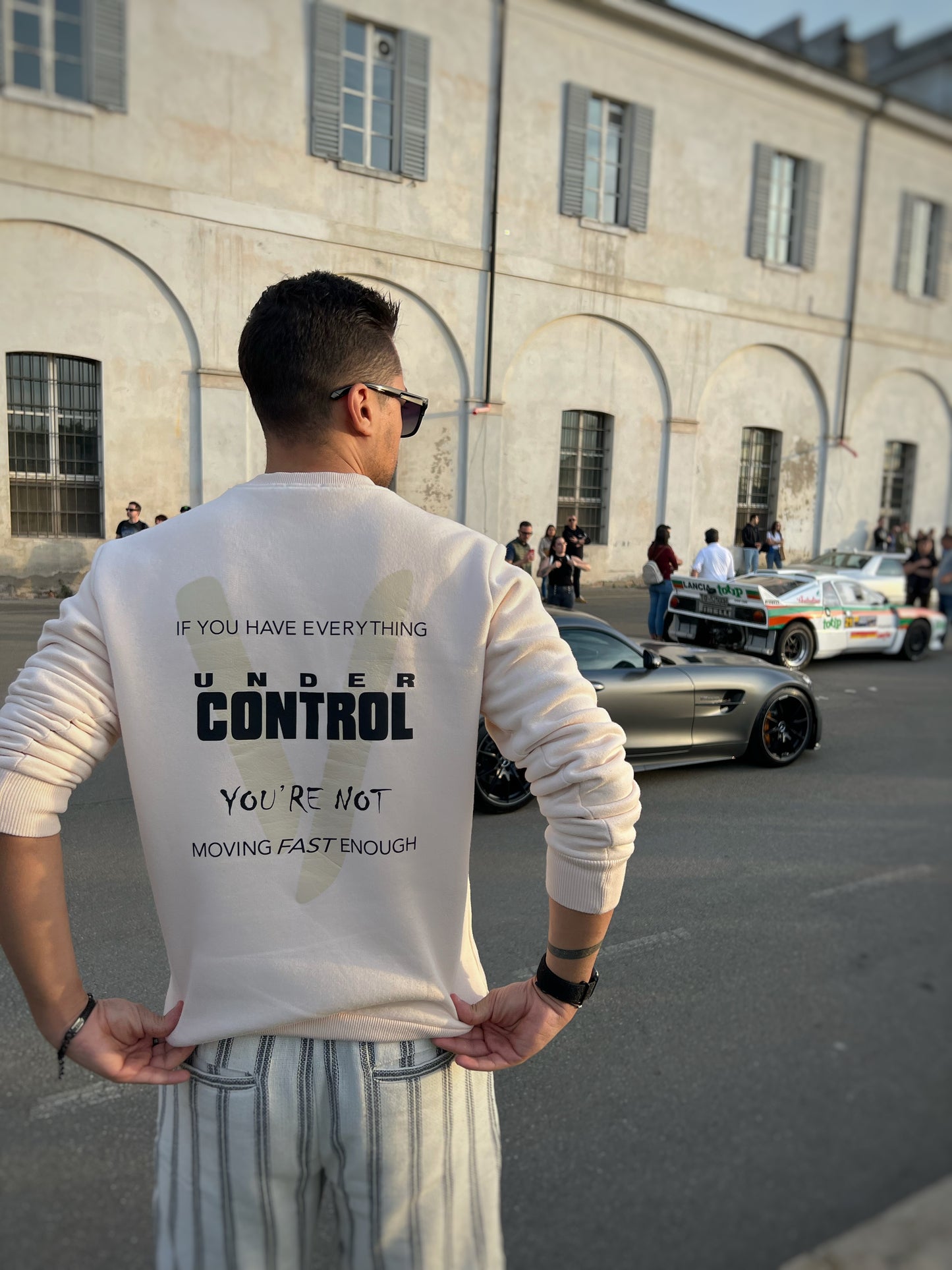 Felpa Under control