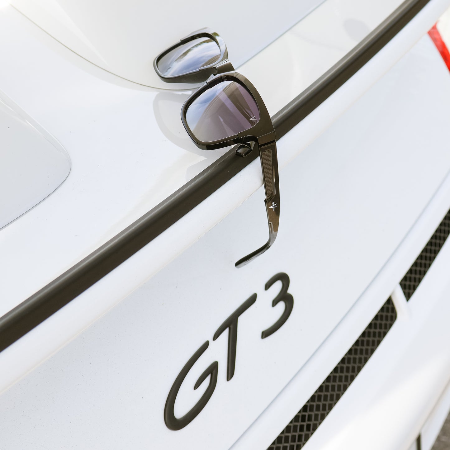 Carbon fiber glasses
